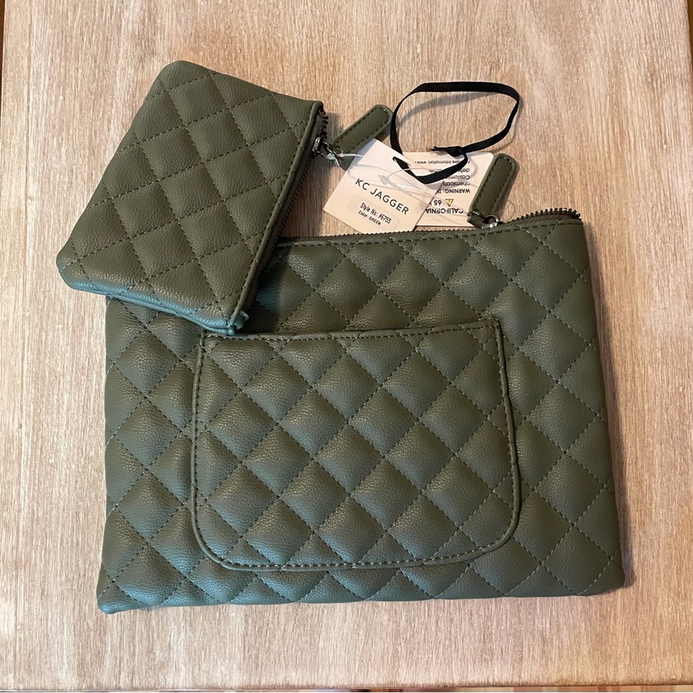 NWT KC Jagger Vegan Caviar Leather Quilted Pouch Set Green